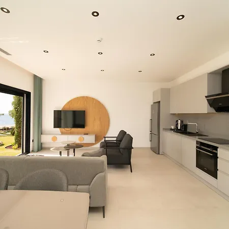 Solt *